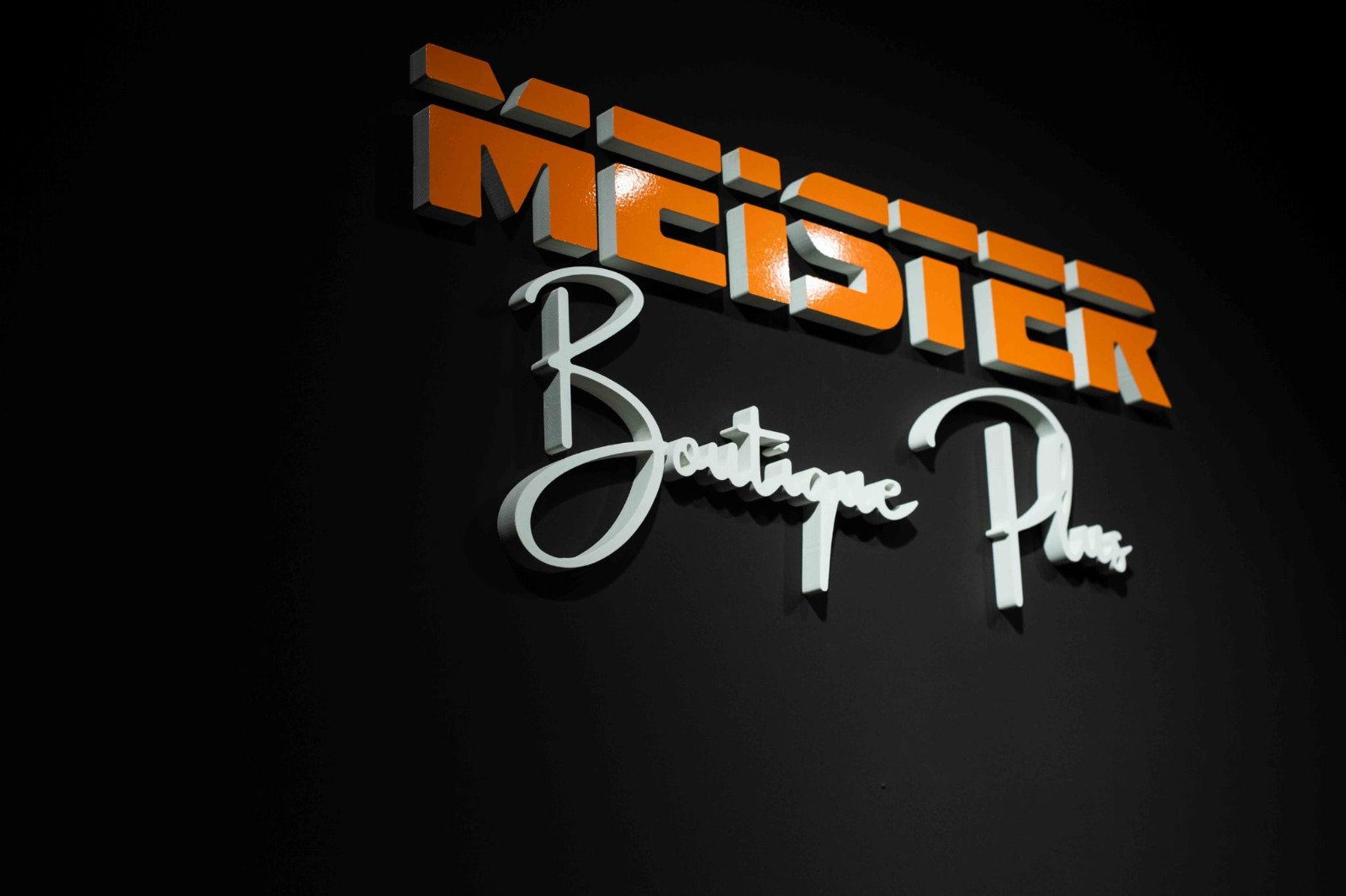 Identidad MEISTER Boutique Plus